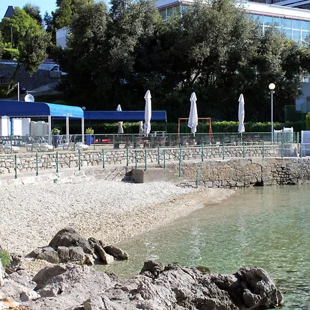 Daire With A Parking Space - 7853 Opatija